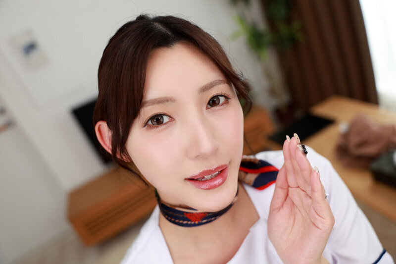 【VR】「セックスレスなんです…」とろけるささやき＆ねっとりオイル施術で密着誘惑し友人の妻という事を忘れさせてくる挿入匂わせ確信犯エステティシャン 森沢かな