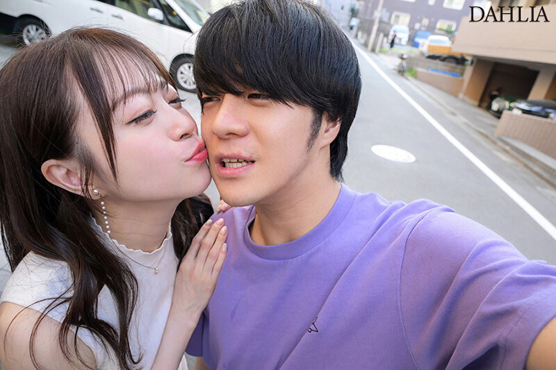 母の友人にM男がバレて早漏チ○ポを痴女され続けたボク。 糸矢めい