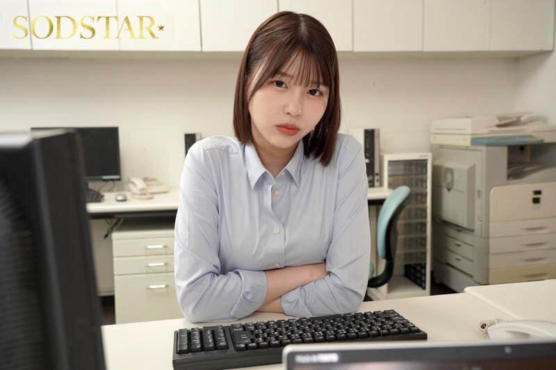 厳しい女上司は、中出しまでさせてくれる日本一回転率の悪い罵倒バニーピンサロ嬢だった！お店でも会社でもボクの童貞チンポを貶しながら∞回ヌイてくれた！ 唯井まひろ【8周年作品】