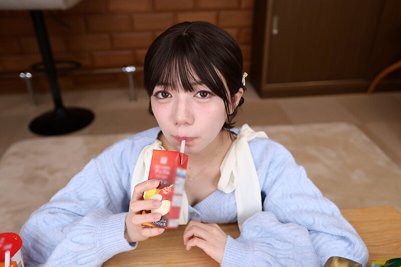 【VR】天井特化アングルVR ～義妹のユナと禁断SEX～ 日向由奈