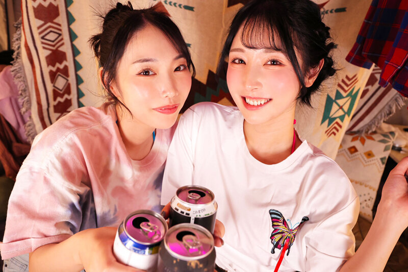 【VR】【8K】野外フェス二日目の深夜…俺のテントで宿無しのW爆乳ビキニ痴女が汗だくで何発もザーメン搾取してきた