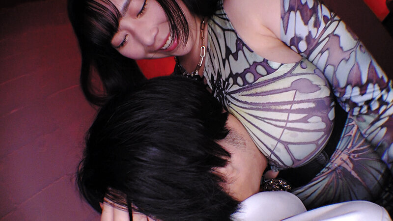 その乳、凶暴なり。ドメスティックな肉漬けおっぱいで男の人生終わらせるド発情痴女 吉根ゆりあ